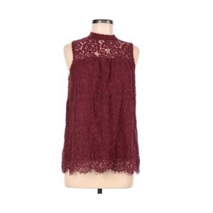 🍷 Xhilaration Lace Sleeveless Blouse